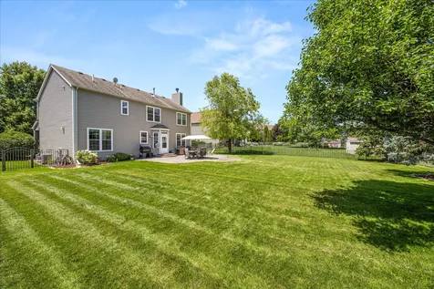 2777 Mc Duffee Circle North Aurora IL 60542