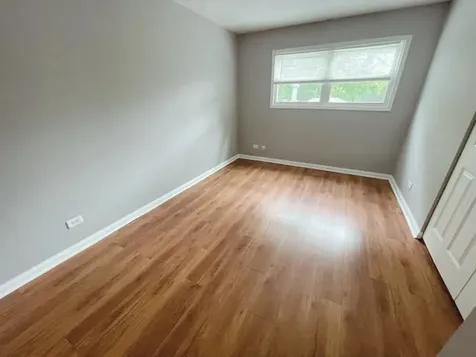 195 Thomas Court Bartlett IL 60103