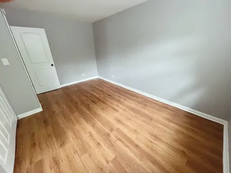 195 Thomas Court Bartlett IL 60103
