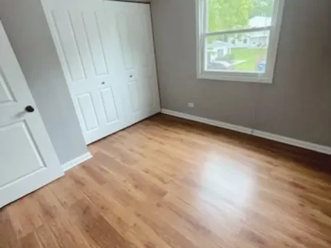 195 Thomas Court Bartlett IL 60103