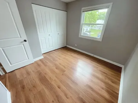 195 Thomas Court Bartlett IL 60103