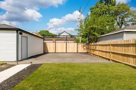1508 South 7th Avenue Maywood IL 60153