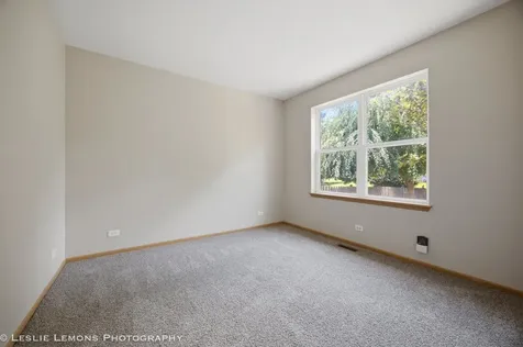 305 Kensington Drive Oswego IL 60543