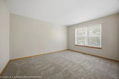 305 Kensington Drive Oswego IL 60543