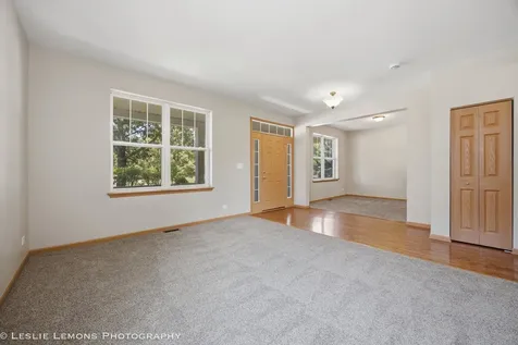 305 Kensington Drive Oswego IL 60543