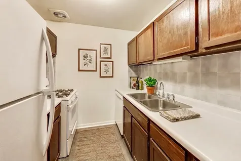 2A East Dundee Quarter Drive Palatine IL 60074