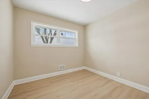 519 North Forest Avenue Mount Prospect IL 60056
