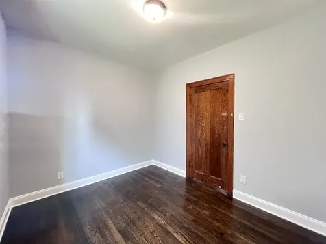 821 North Waller Avenue Chicago IL 60651