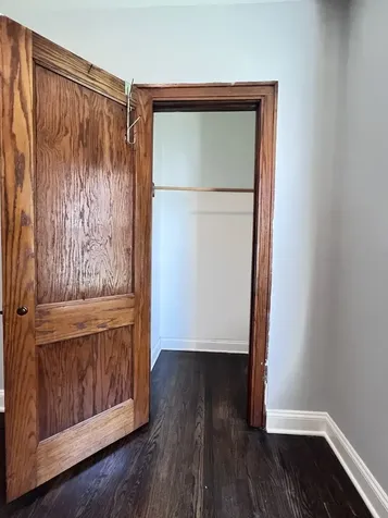 821 North Waller Avenue Chicago IL 60651