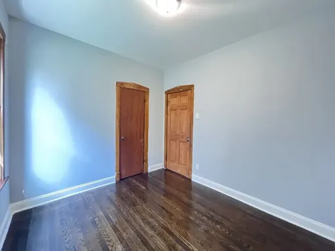 821 North Waller Avenue Chicago IL 60651