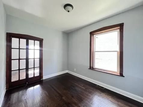 821 North Waller Avenue Chicago IL 60651