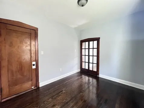 821 North Waller Avenue Chicago IL 60651