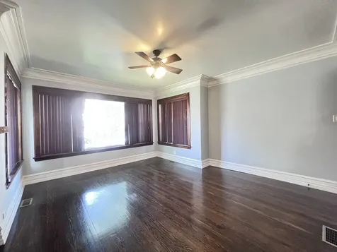 821 North Waller Avenue Chicago IL 60651