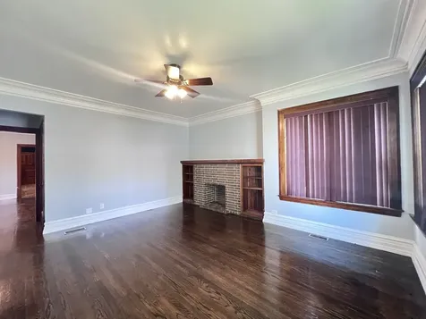 821 North Waller Avenue Chicago IL 60651