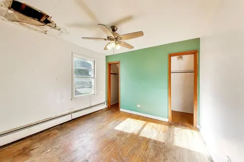 5160 West Sunnyside Avenue Chicago IL 60630