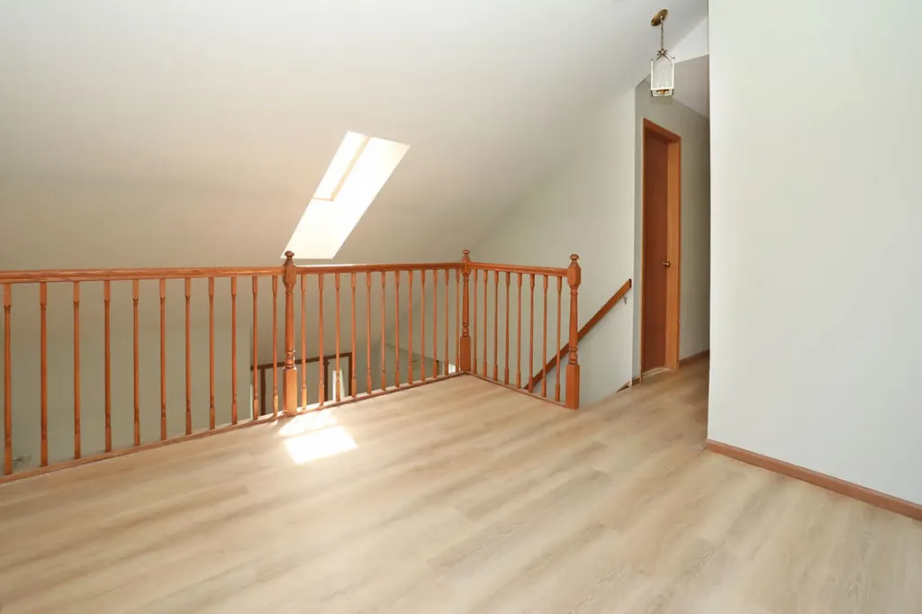 125 Bright Ridge Drive Schaumburg IL 60194