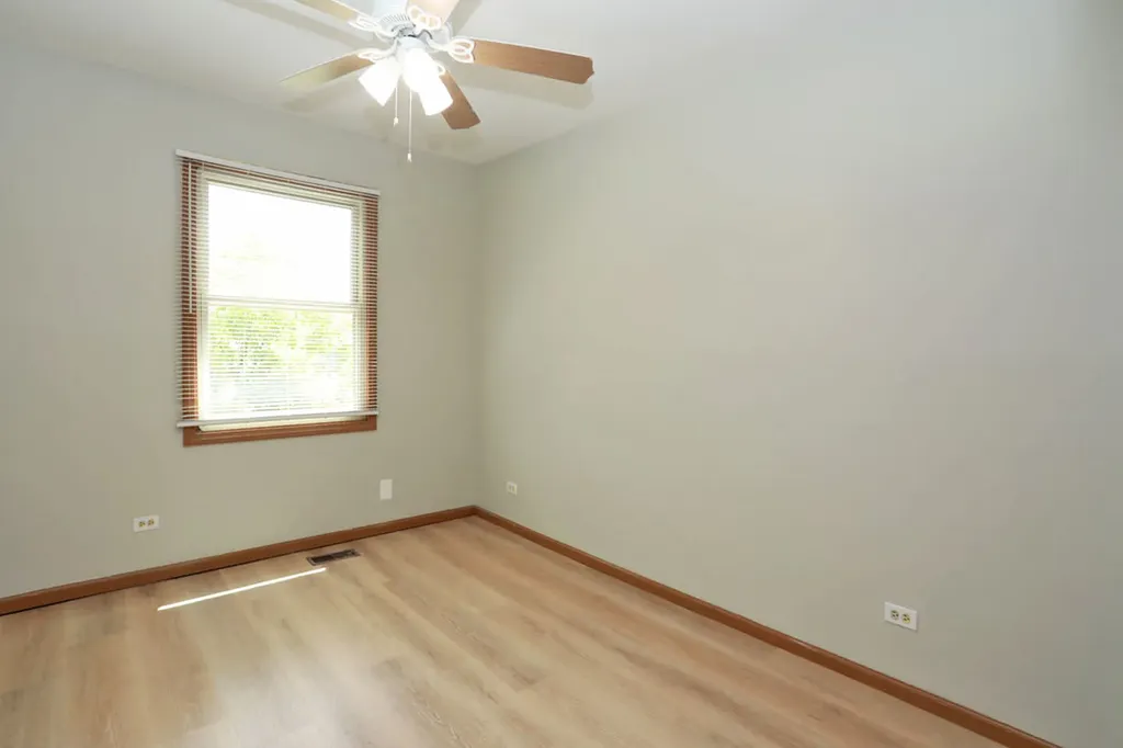 125 Bright Ridge Drive Schaumburg IL 60194