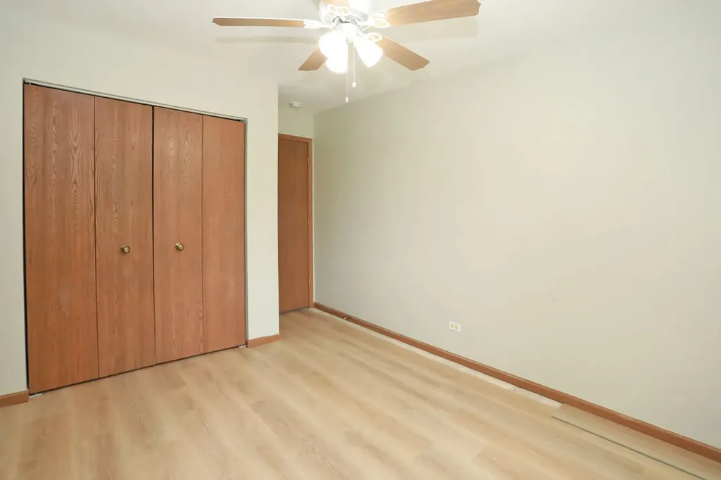 125 Bright Ridge Drive Schaumburg IL 60194