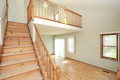 125 Bright Ridge Drive Schaumburg IL 60194