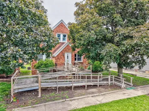 217 20TH Avenue Ottawa IL 61350