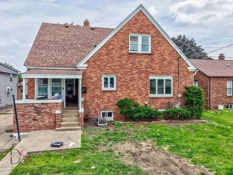 217 20TH Avenue Ottawa IL 61350