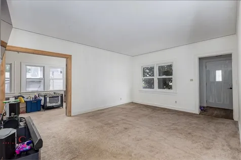 217 20TH Avenue Ottawa IL 61350