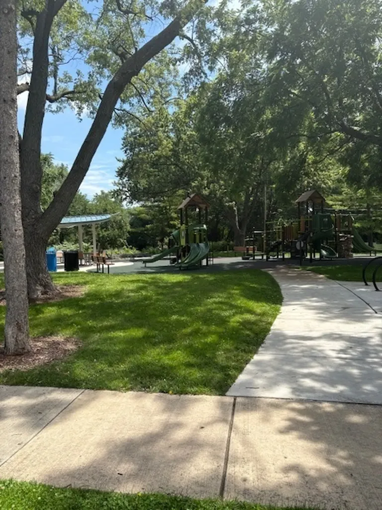 243 South Oakland Elmhurst IL 60126
