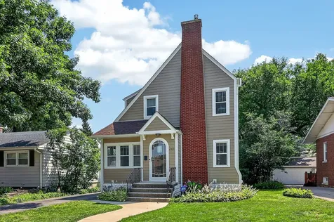 243 South Oakland Elmhurst IL 60126