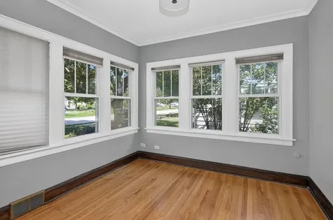 243 South Oakland Elmhurst IL 60126