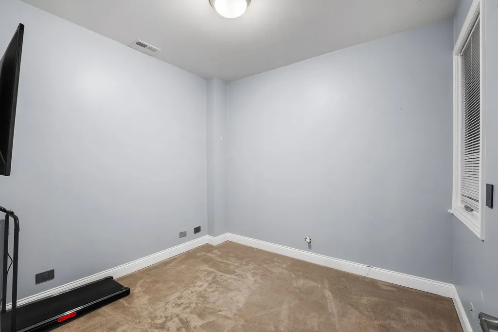 2442 West Madison Street Chicago IL 60612