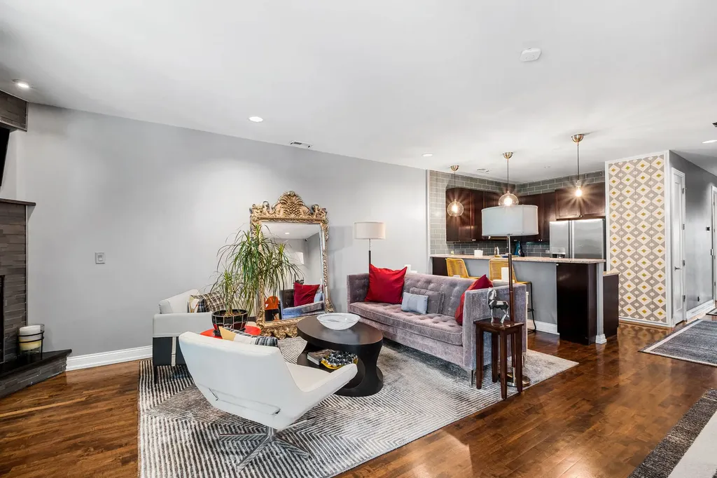 2442 West Madison Street Chicago IL 60612