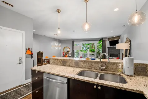 2442 West Madison Street Chicago IL 60612