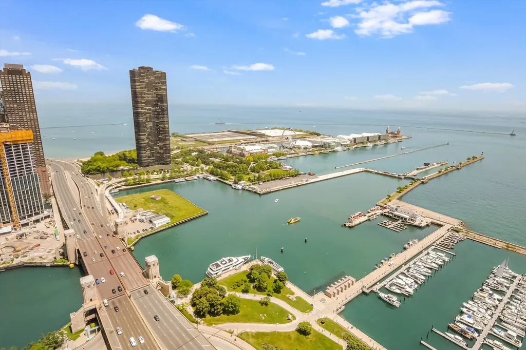 211 North Harbor Drive Chicago IL 60601