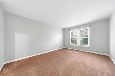 98 Willow Parkway Buffalo Grove IL 60089