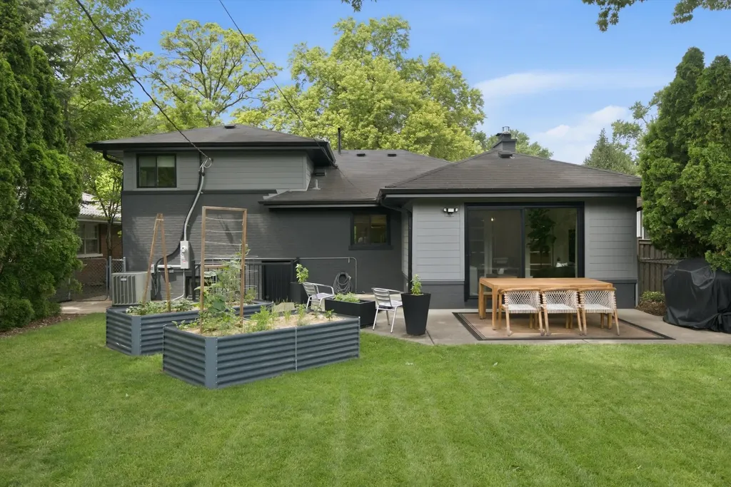 1505 Hoffman Avenue Park Ridge IL 60068