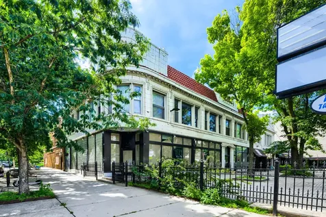 6740 North Sheridan Road Chicago IL 60626