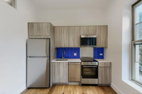 6740 North Sheridan Road Chicago IL 60626