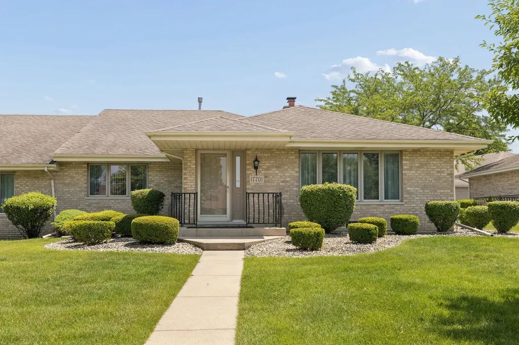 17701 Pennsylvania Court Orland Park IL 60467