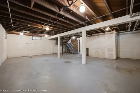 223 Biermann Avenue Villa Park IL 60181