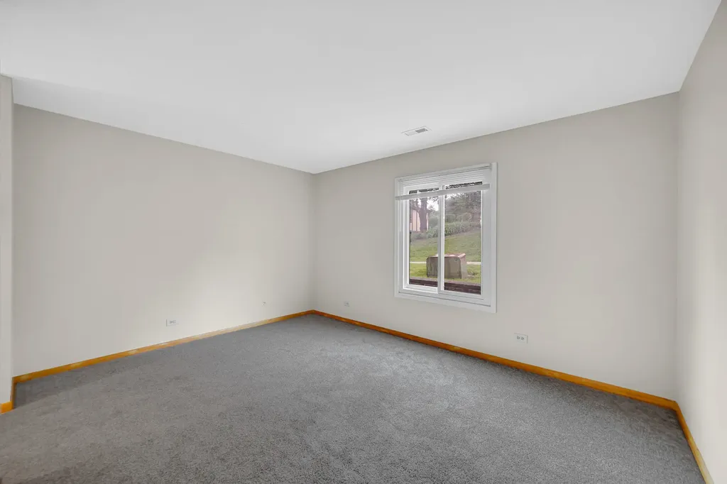 1659 Dover Court Wheaton IL 60189