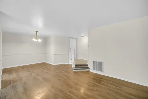 1659 Dover Court Wheaton IL 60189