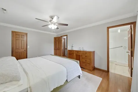1907 Jeanette Avenue St. Charles IL 60174