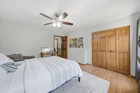 1907 Jeanette Avenue St. Charles IL 60174