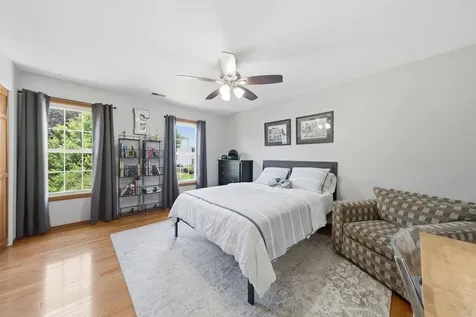 1907 Jeanette Avenue St. Charles IL 60174
