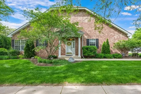 4093 Pheasant Court St. Charles IL 60174