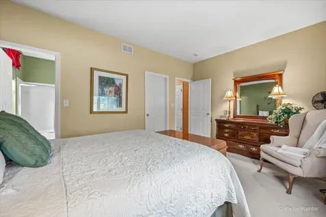 4093 Pheasant Court St. Charles IL 60174