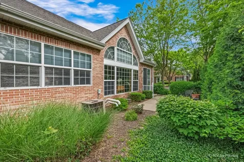 4093 Pheasant Court St. Charles IL 60174