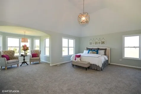 564 Quail Street North Aurora IL 60542