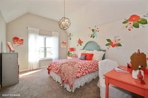564 Quail Street North Aurora IL 60542