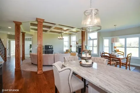 564 Quail Street North Aurora IL 60542
